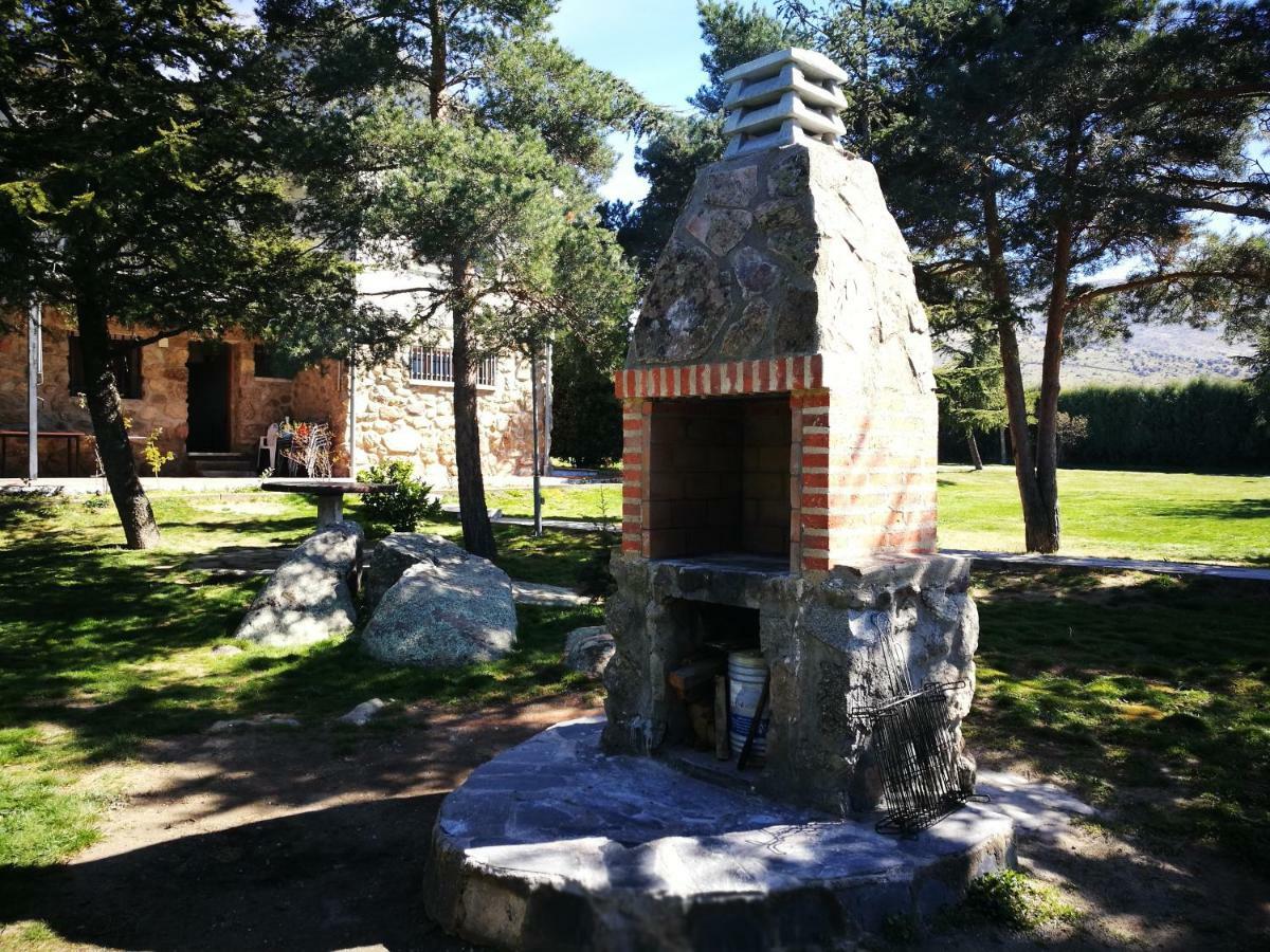 Los Acebos Otero de Herreros Екстериор снимка